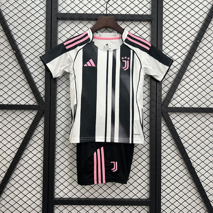 Kids Juventus home 2025-2026 Kit
