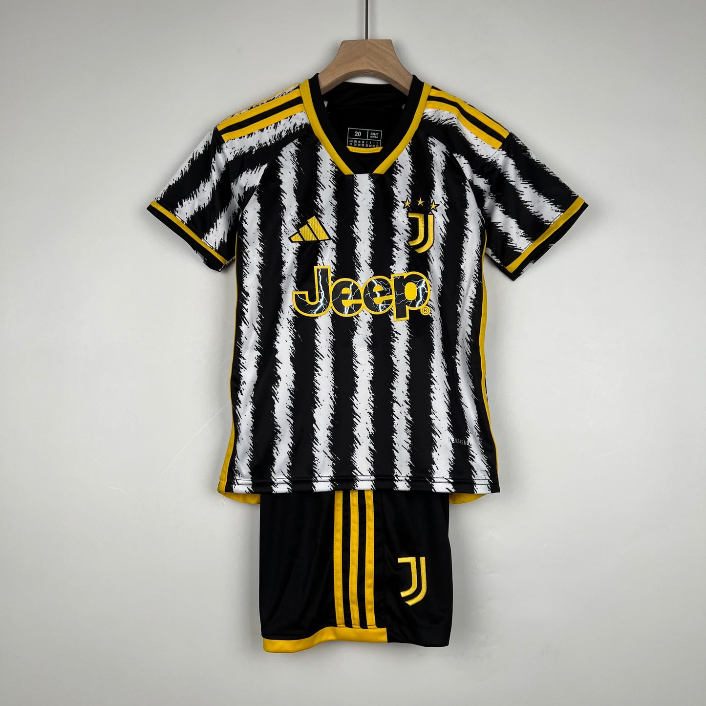 Kids Juventus 23/24 Kit