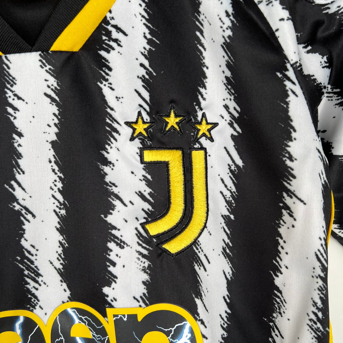 Kids Juventus 23/24 Kit