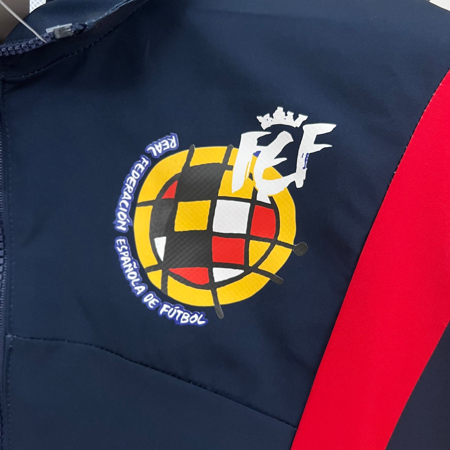 Windbreaker Spain retró style