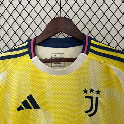 Juve away 2024-2025