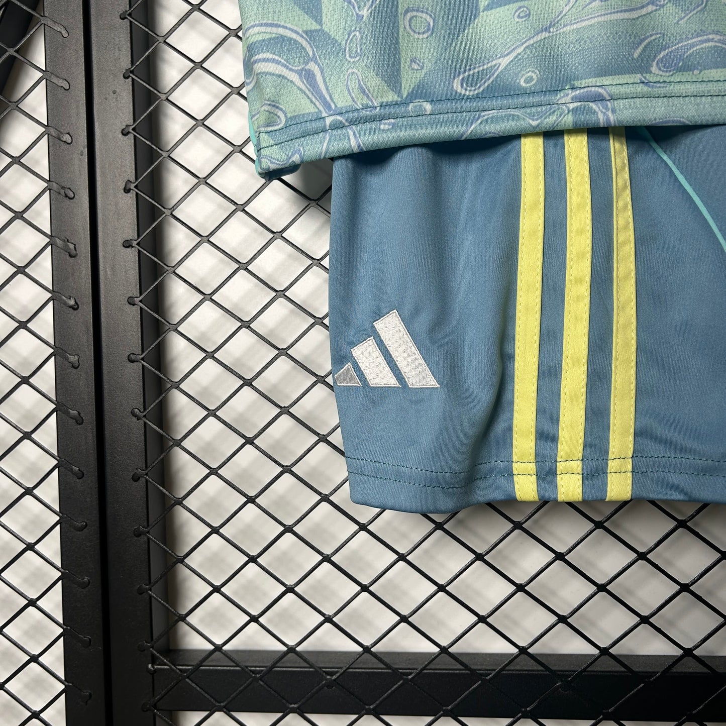 Kids Juventus 2025-2026 Kit