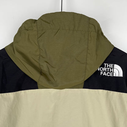 Windbreaker North Face