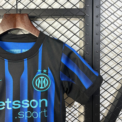 Kids Inter 25/26 home Kit