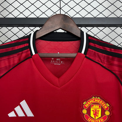 Manchester United home 2025-2026