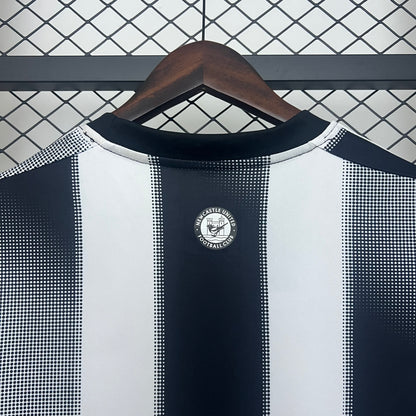 Newcastle home 2025-2026