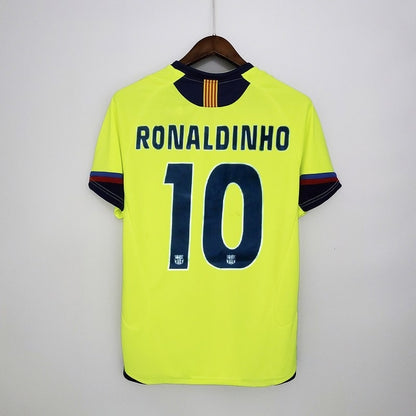 Barcelona Retró 2005-2006 away